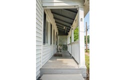 64 Madison Street, Commerce, GA 30529