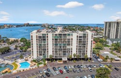 255 DOLPHIN Point, CLEARWATER, FL 33767