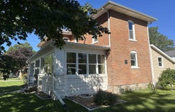 406 W Toledo Street, Fremont, IN 46737