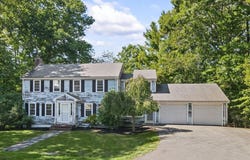 43 Chatham Rd, Norwood, MA 02062