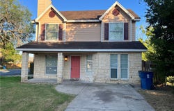 908 E Hefferman Street, Beeville, TX 78102