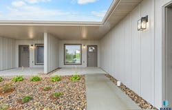 505 Mill Pond Rd, Rock Rapids, IA 51246