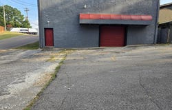 901 E Wood St, PARIS, TN 38242