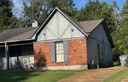 2205 OLDFIELD Dr, Memphis, TN 38134