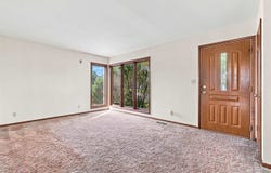 608 S 12th Ave, Washington, IA 52353