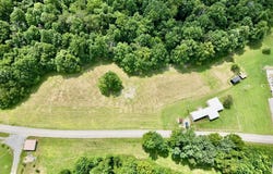 3135 Independence Ridge Road, Breeding, KY 42715