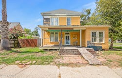 225 E Oak Street, Crowley, LA 70526
