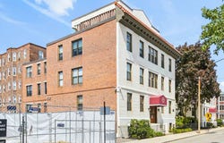 33 Brainerd Rd, Boston, MA 02134