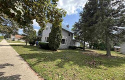 1001 CHESTNUT, CADILLAC, MI 49601