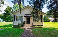 134 E Maple lot: 134, Alderson, WV 24910