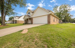 703 Daniel Street, Gladewater, TX 75647