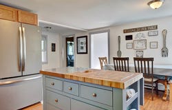 365 Shattuck Way, Newington, NH 03801