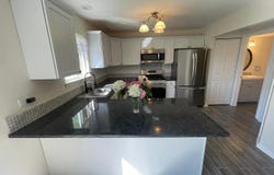 6865 Hampton Circle, Gurnee, IL 60031