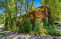 400 E 41st Avenue, Gary, IN 46409