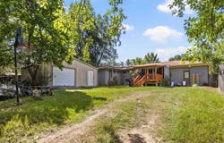 720 Buffalo St, Gilmer, TX 75644