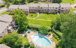1445 Willow Brook Cove, St Louis, MO 63146
