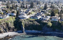 Edge Cliff Dr, Brookings, OR 97415