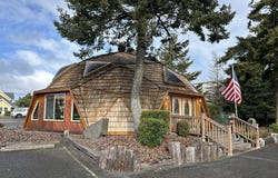 2217 HIGHWAY 101, Florence, OR 97439