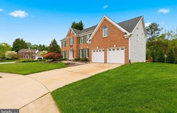 1 CHALLENGER CT, BALTIMORE, MD 21234