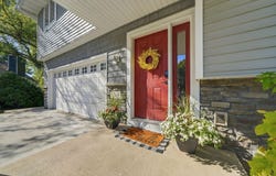 1568 27th Avenue NW, New Brighton, MN 55112