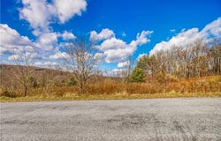 004 Oak Crest Drive, Jenner Twp, PA 15563