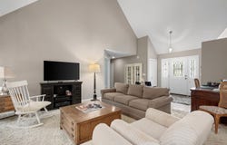 1084 Larkspur Lane, Darien, IL 60561