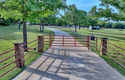 4509 Lazy E Road, St Jo, TX 76265