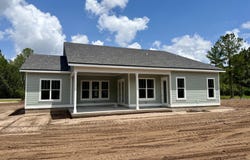 696 La Vento, Waverly, GA 31565