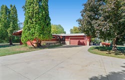 2439 Hauer Trail, Shakopee, MN 55379