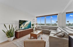 7441 Wayne Ave, Miami Beach, FL 33141