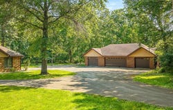 2856 W Forest Road, FREEPORT, IL 61032