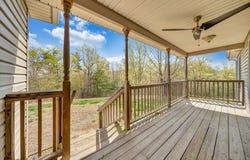 5580 Warring Ln, Roanoke, VA 24014