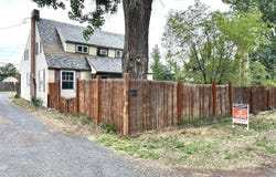 239 S Quincy Ave, Hines, OR 97738