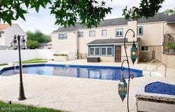 35 Richard Terrace, Middletown, NJ 07748