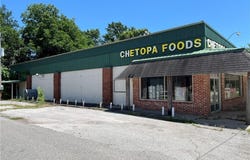 120 4th Street, Chetopa, KS 67336