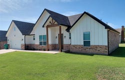 604 E 4th Street, Muenster, TX 76252