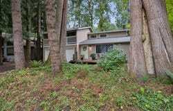 64890 E Mountain Meadow Ln, Rhododendron, OR 97049
