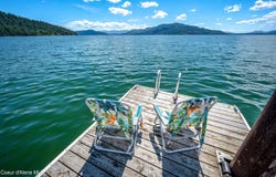 218 Crooked Ear Dr, Sandpoint, ID 83864