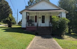604 E South 2nd Street, Seneca, SC 29678