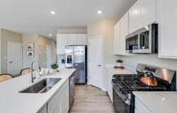 1012 Redwood Lane, Minooka, IL 60447