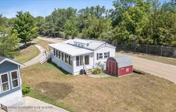 10001 E Goodall Road, Durand, MI 48429