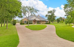 8640 Normandy Way, Argyle, TX 76226