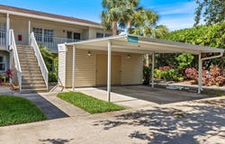 841 WATERSIDE Drive, VENICE, FL 34285