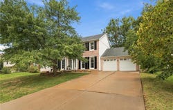 10246 Hauser Street, Lenexa, KS 66215
