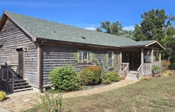 2283 E 360th Road, Louisburg, MO 65685