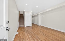 527 E 8TH Street, WILMINGTON, DE 19801