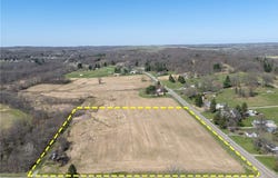 Elson Street SE, Waynesburg, OH 44688