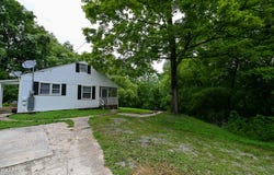 8905 Childress Rd, Powell, TN 37849