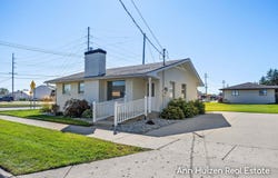 343 S State Street, Sparta, MI 49345