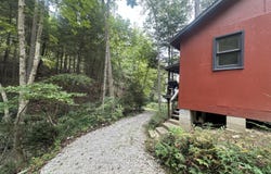 352 R Shell Circle, London, KY 40741